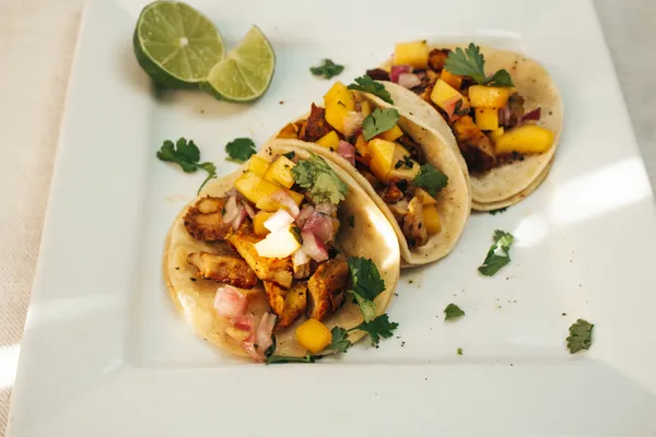 Fresh tacos with lime